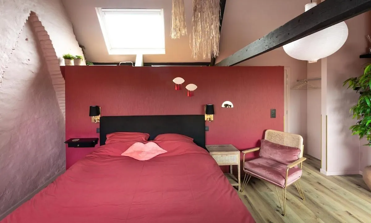 Romantic Flat Heart Of Bruges